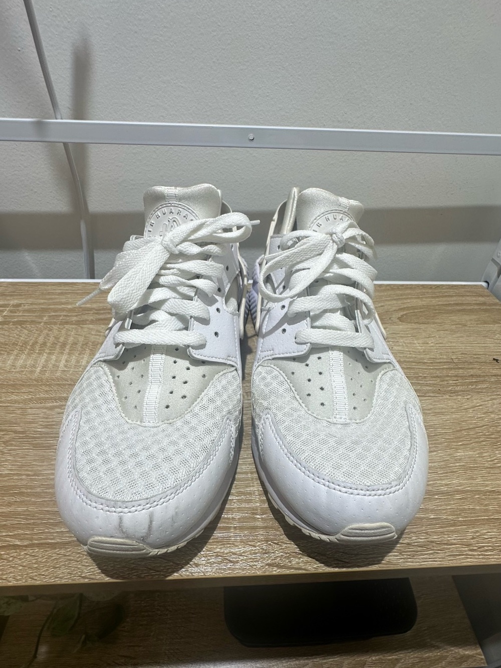 Nike White Men's Mesh Running Sneakers
